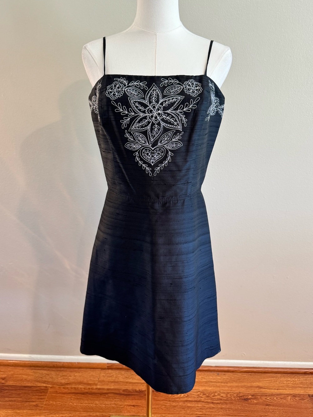 Vintage Y2K A.B.S. By Allen Schwartz Black Mini Dress 100% Silk